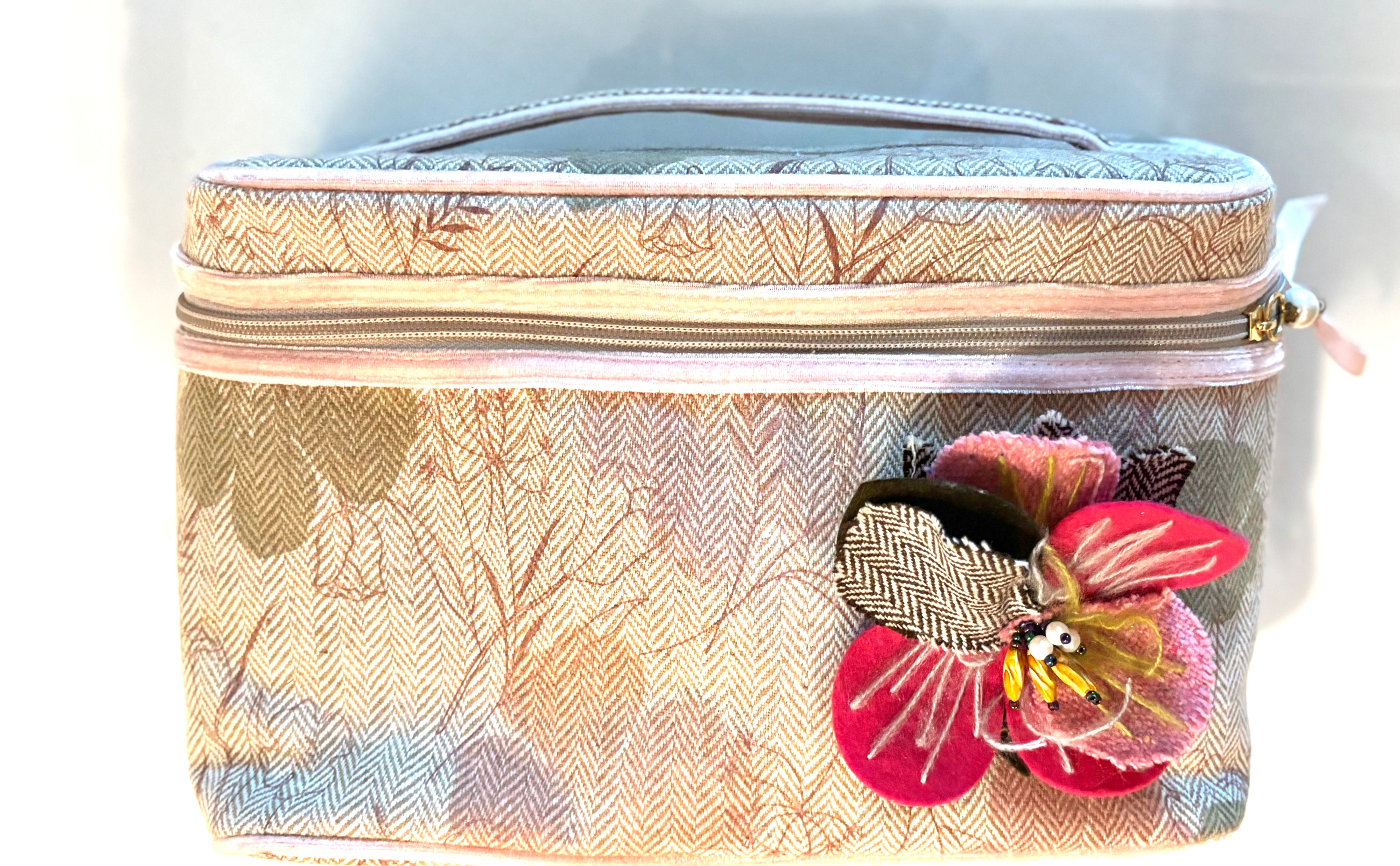 Celebrity Weekender Trunk Organizer
