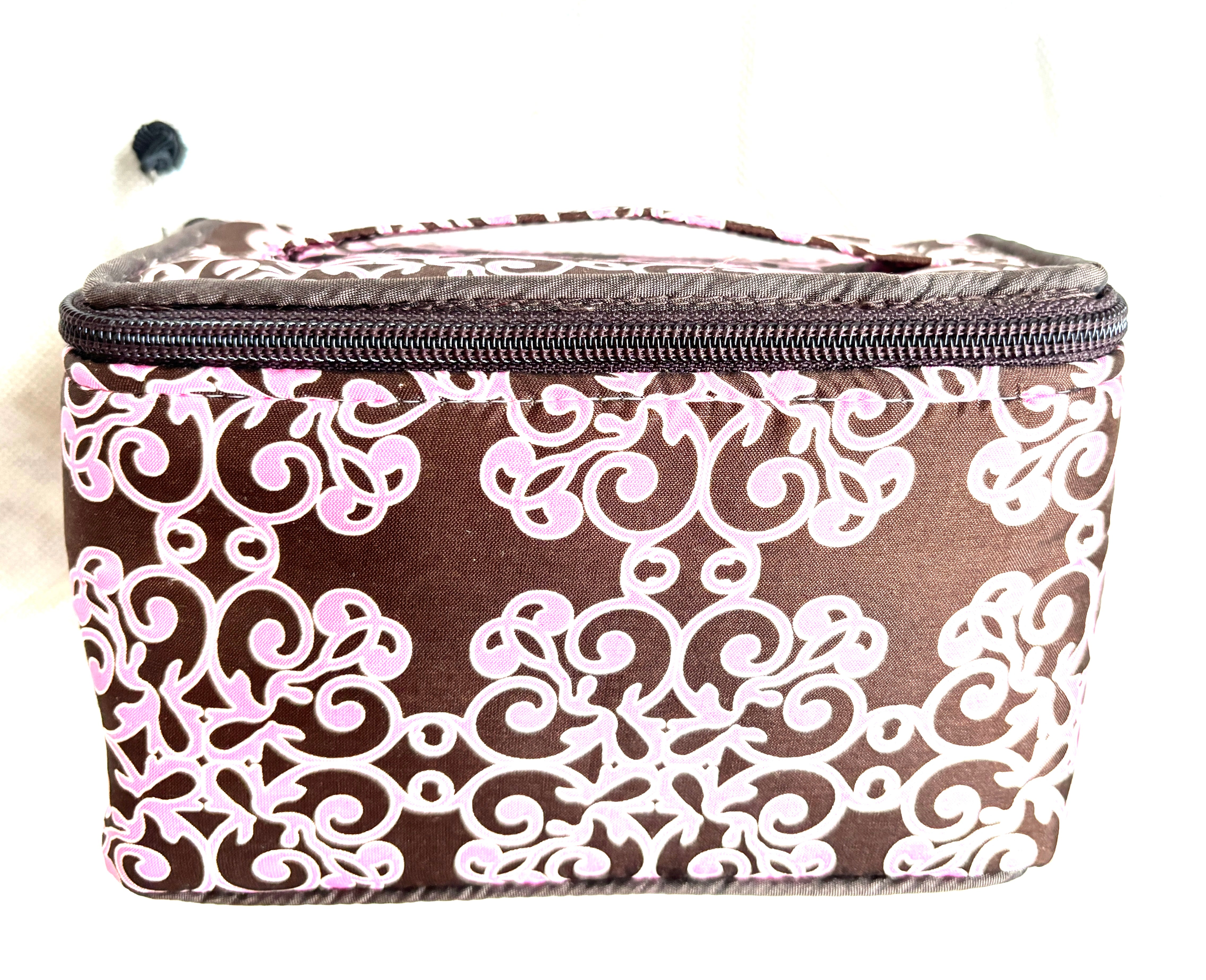 Trunk Make up bag