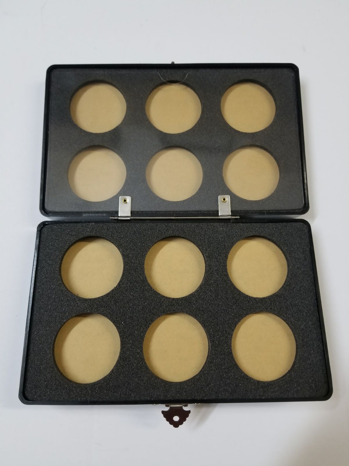 Makeup Eyeshadow hole empty Case Palette portable