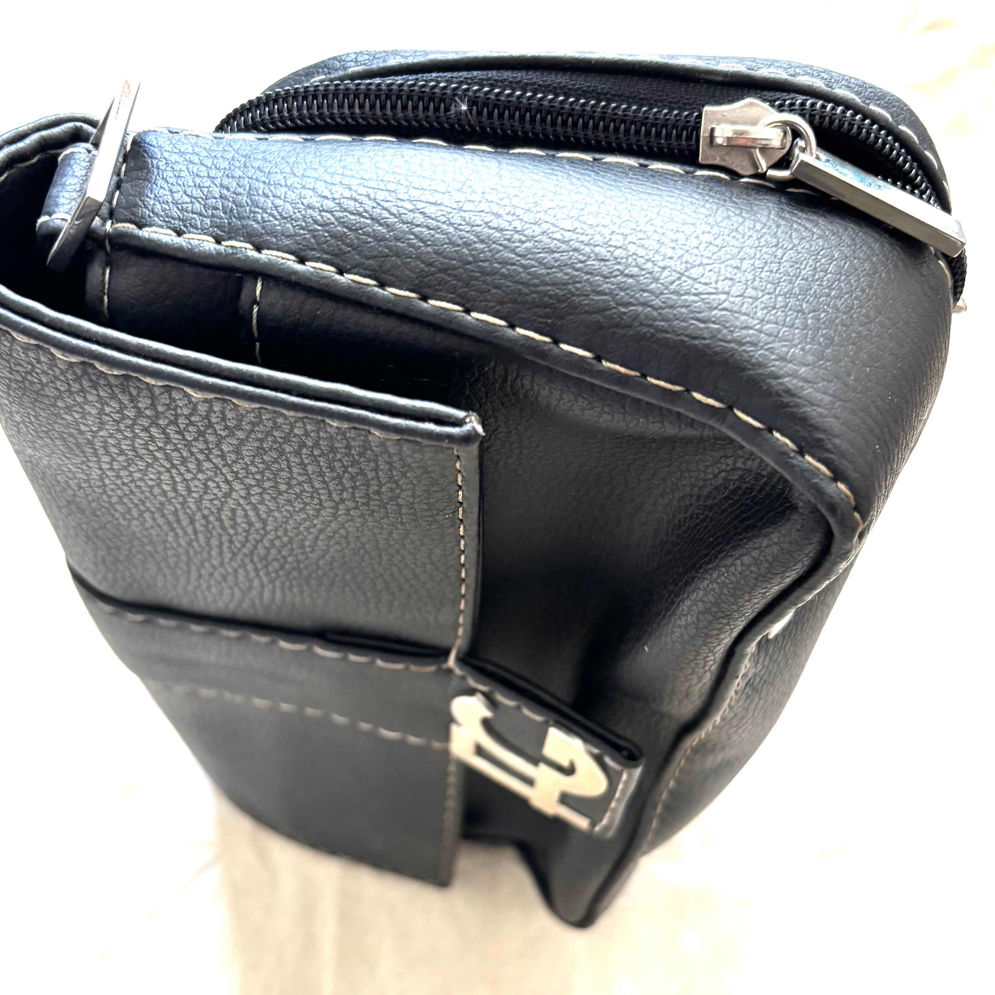 Francesca Guerrera make up bag