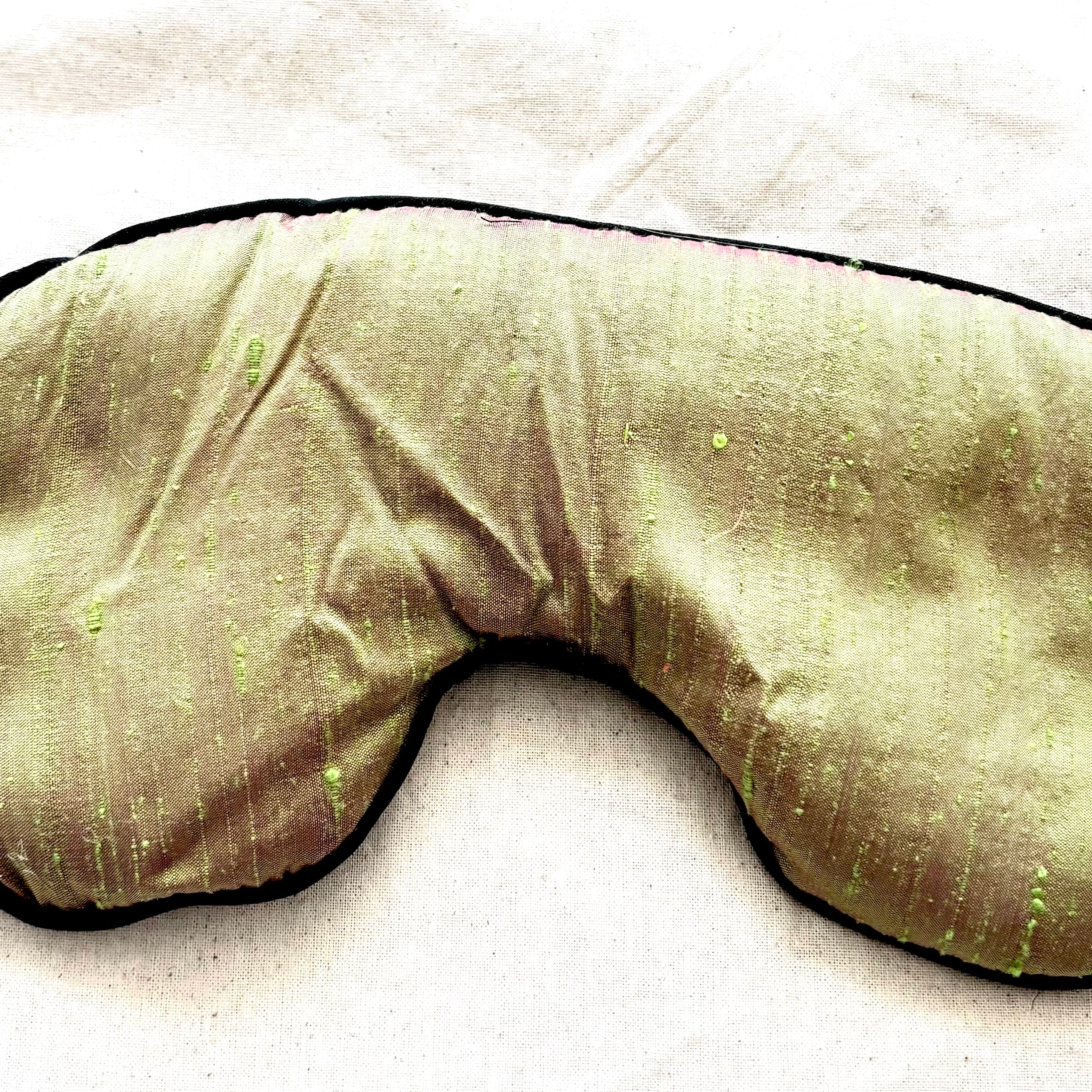 Organic weighted eye pillow weighted eye mask