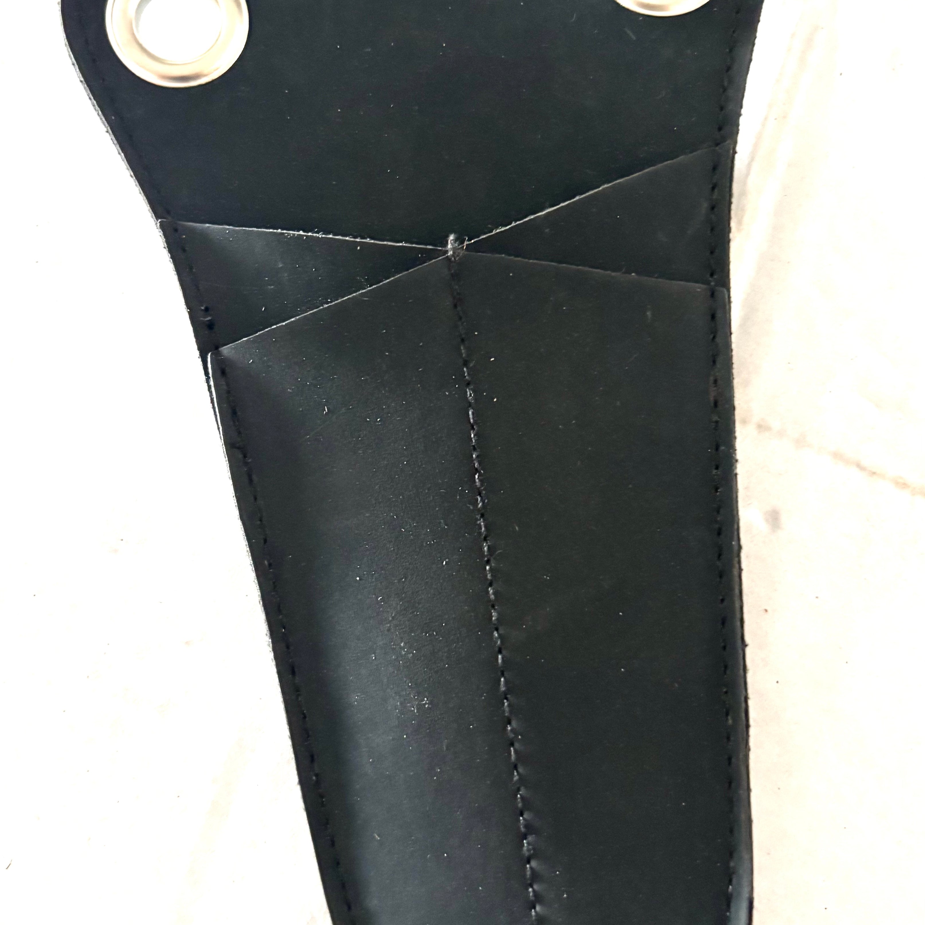 Scissors Holder, Tunnel Loop Connection, Medium