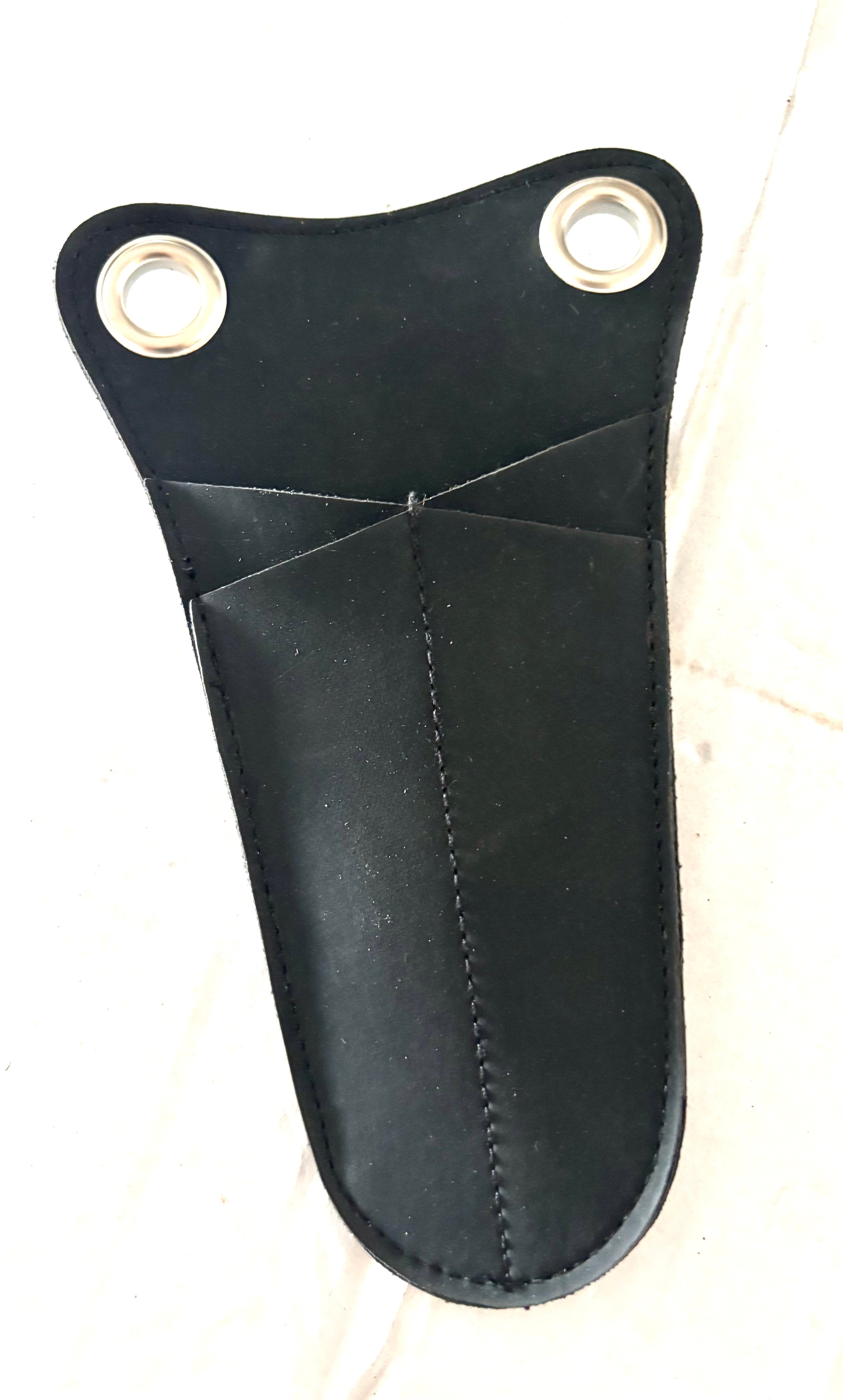 Scissors Holder, Tunnel Loop Connection, Medium