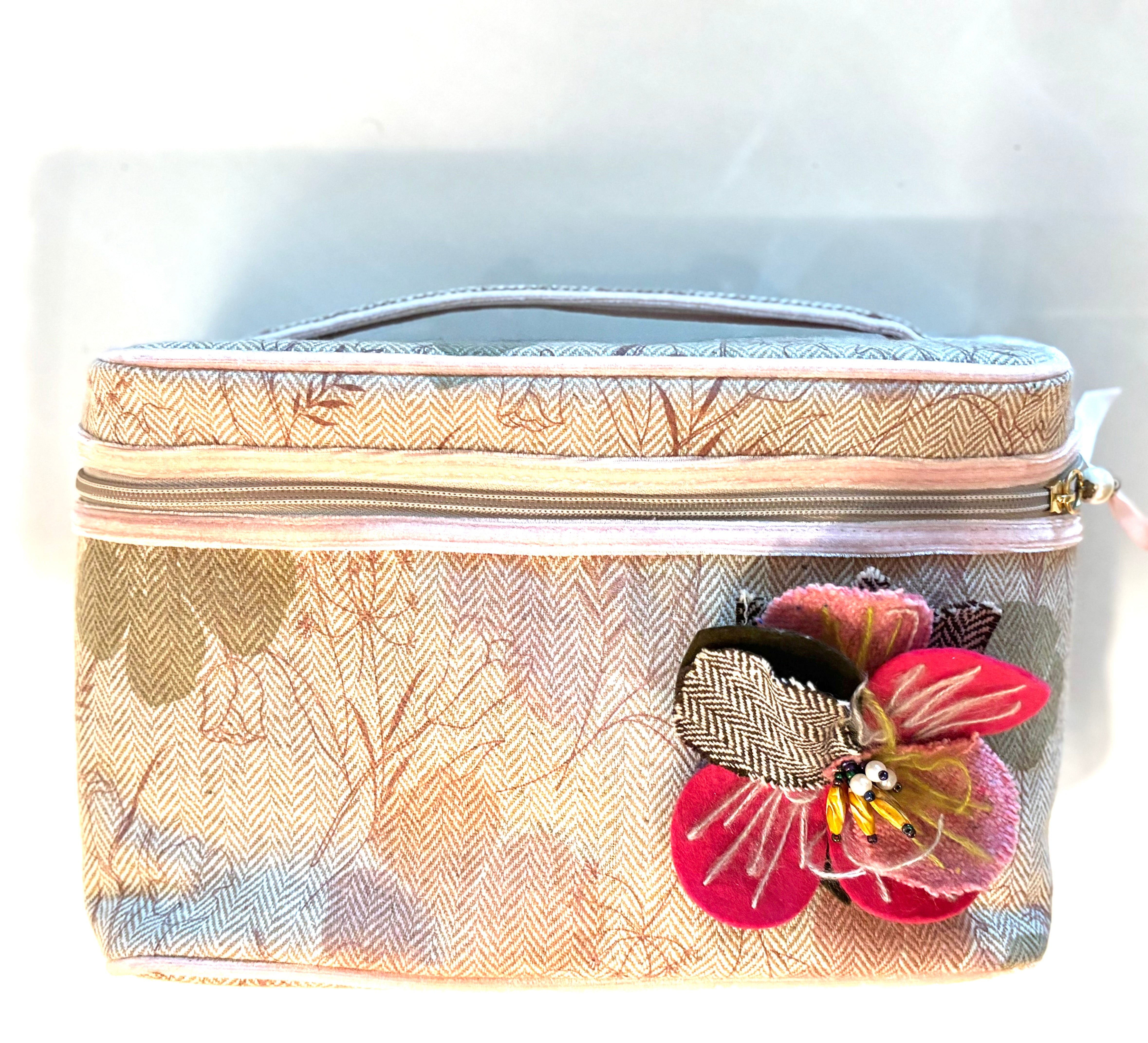 Celebrity Weekender Trunk Organizer