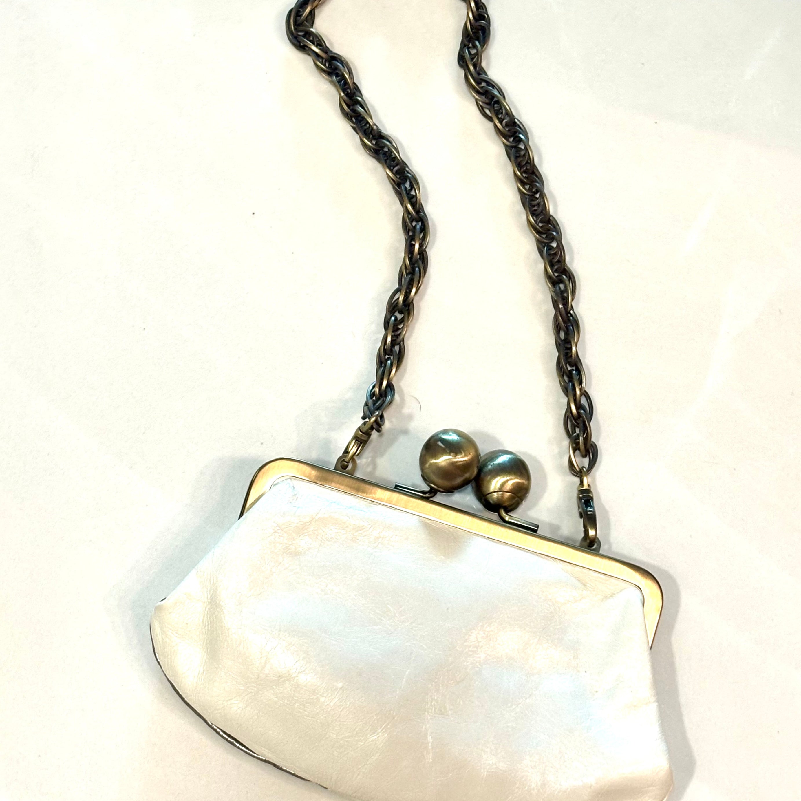 Leather Bullet bag Long Chain