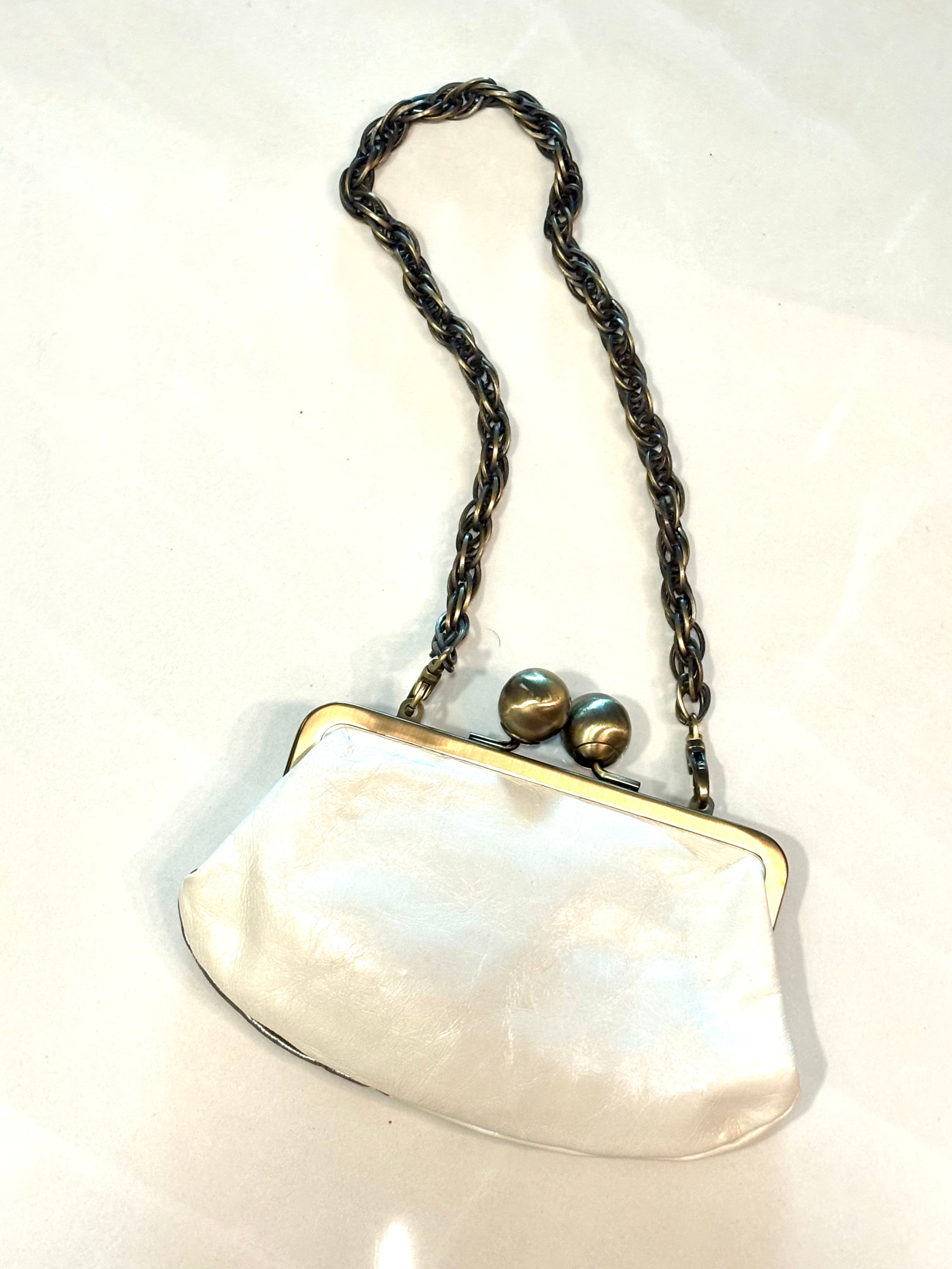 Leather Bullet bag Long Chain