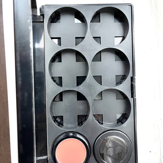 Paula Dorf eyeshadow palette