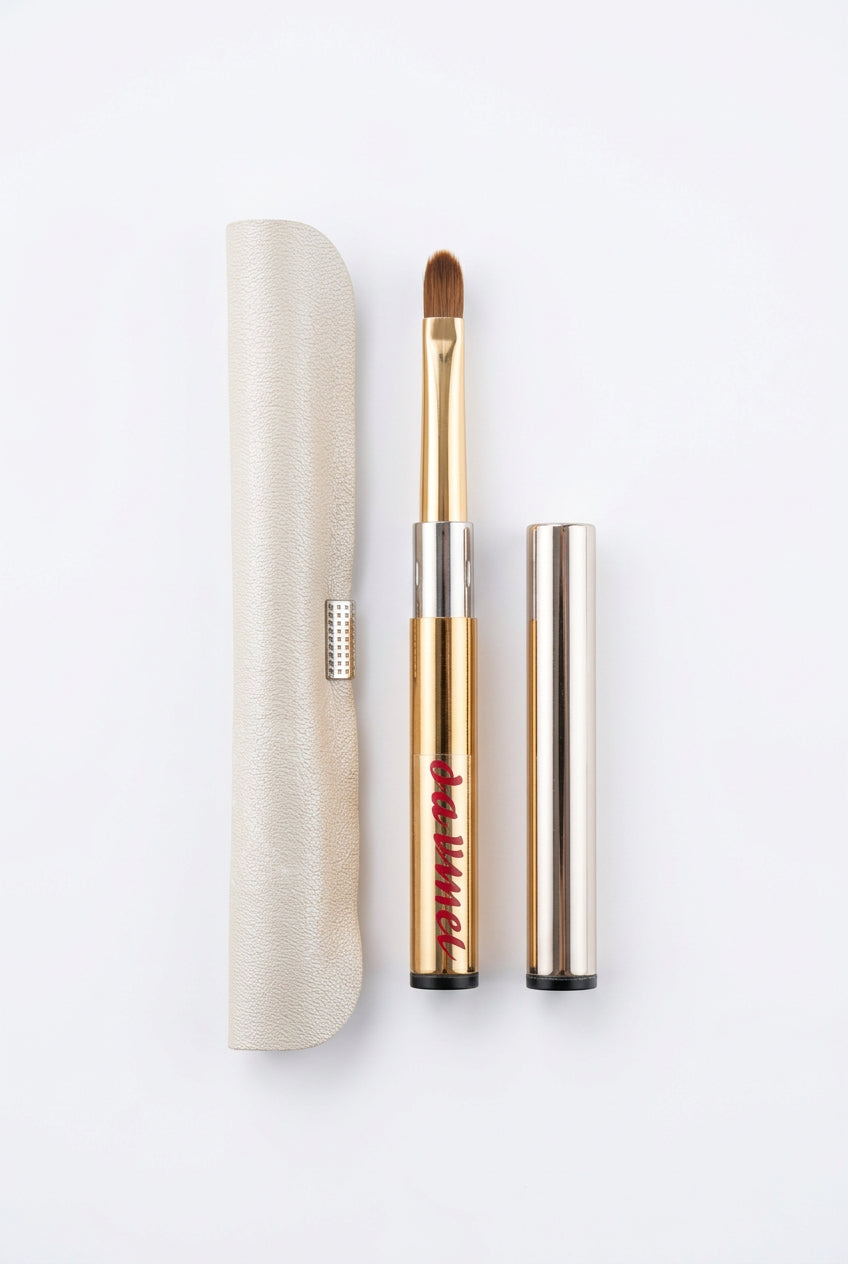 Davinci retractable lip brush
