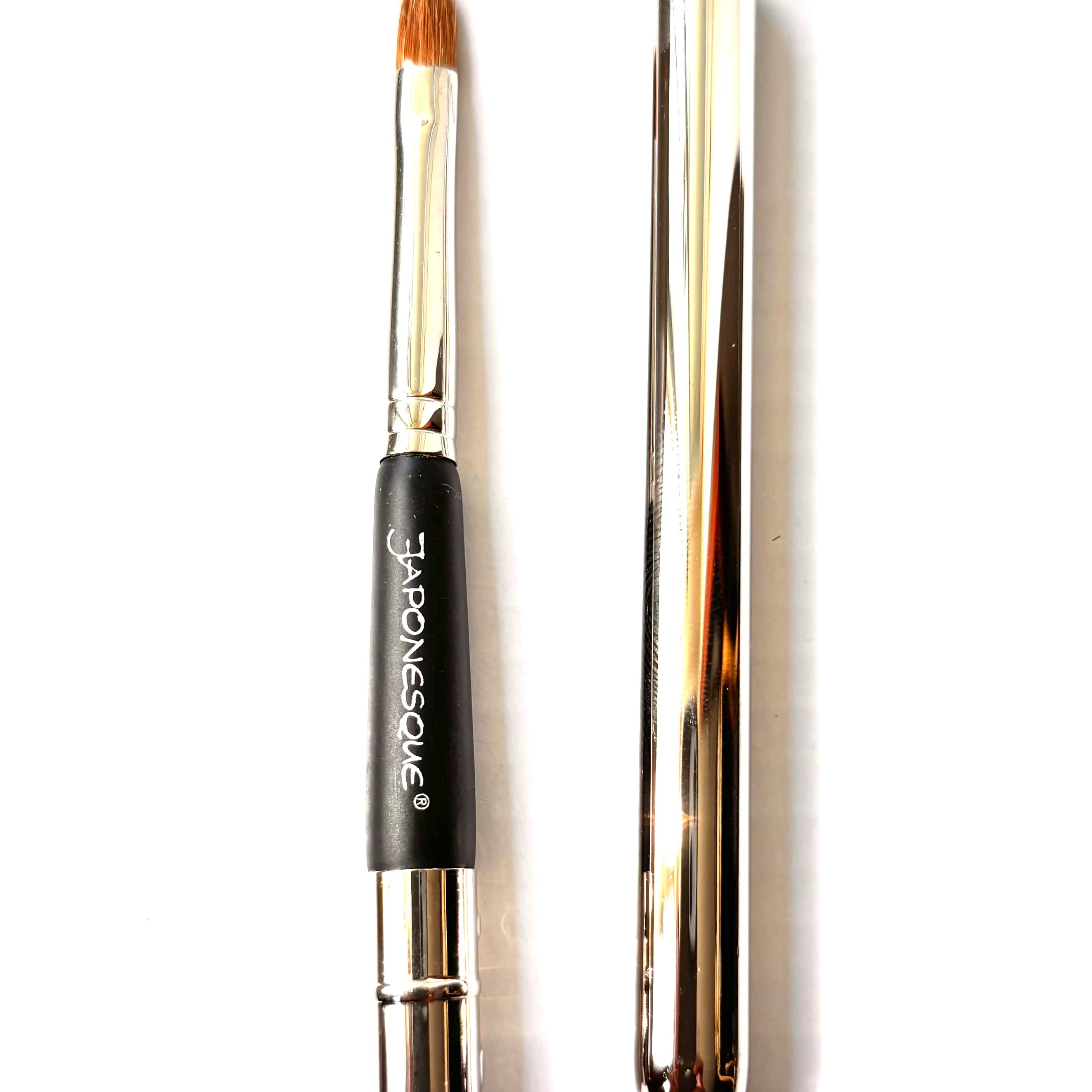 Retractable Lip Brush