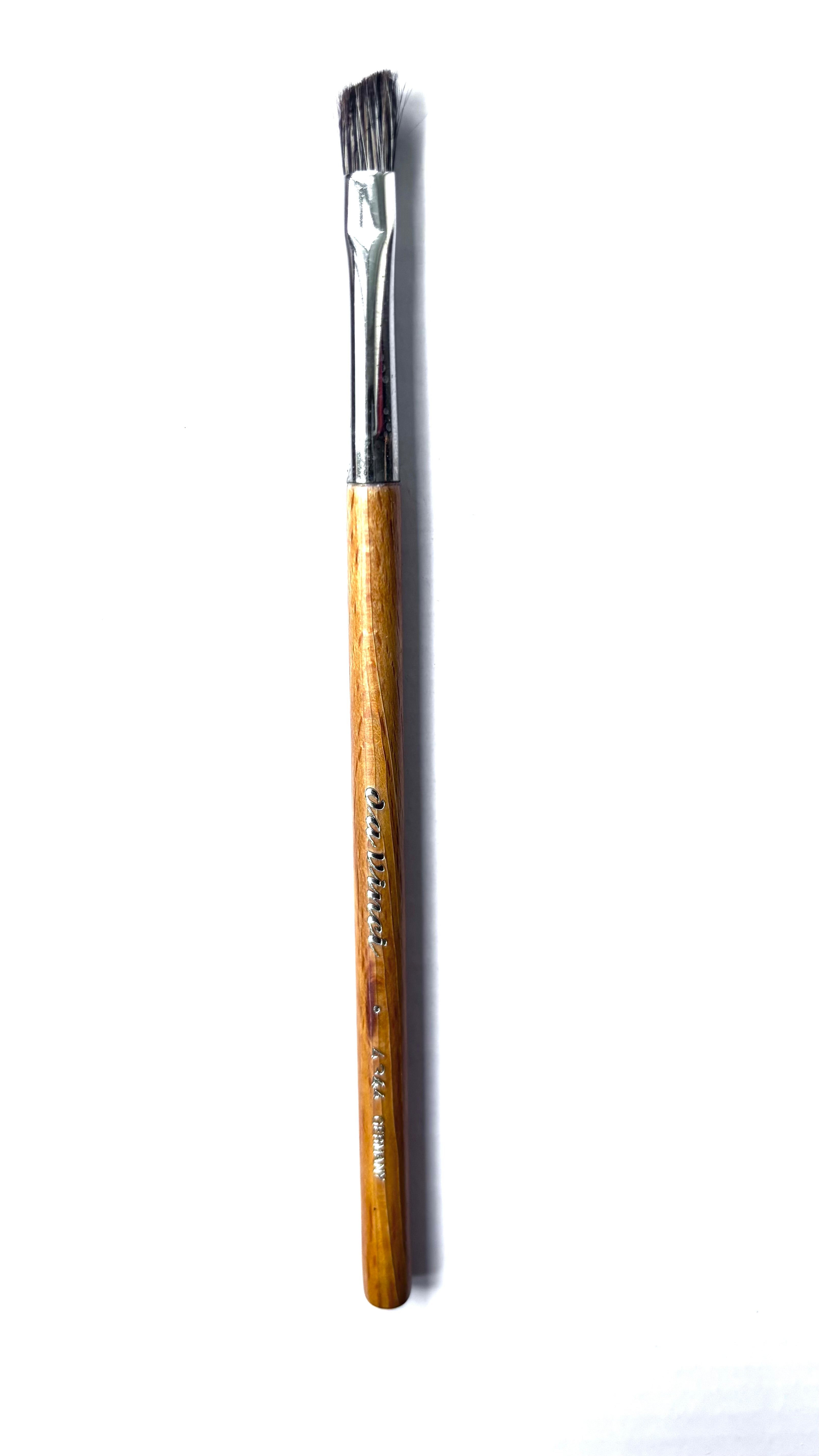 Angle Eye Brush