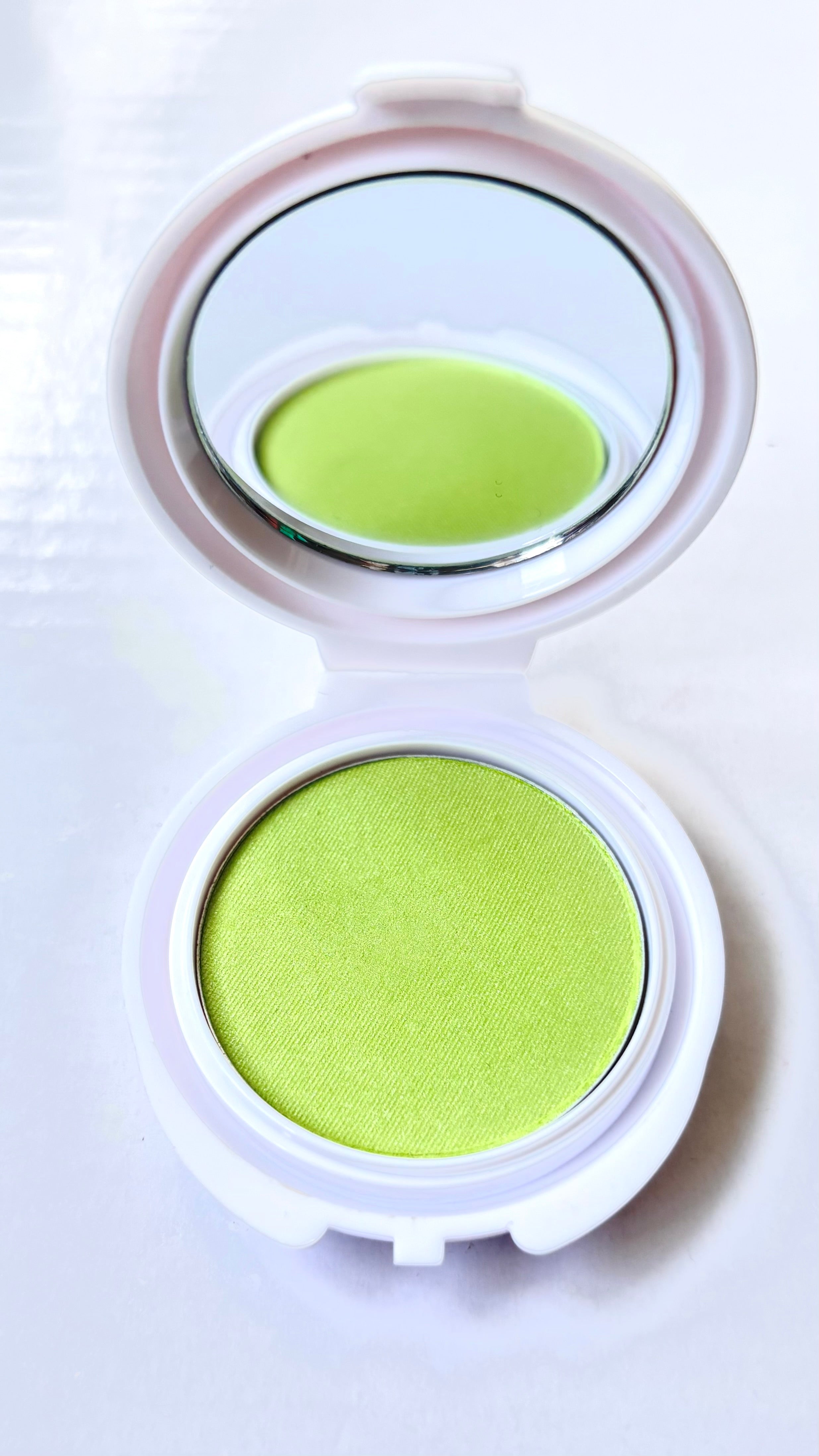 Madina Milano freestyle Pressed Eyeshadow