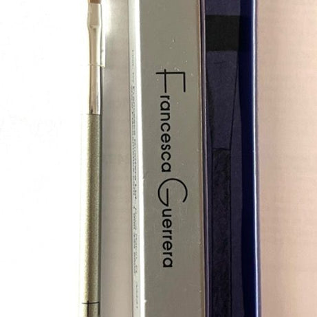 Francesca Guerrera Eye Shadow Detailer Brush 01