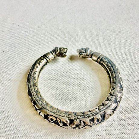 SILVER PATTERN VINTAGE DRAGON BRACELET
